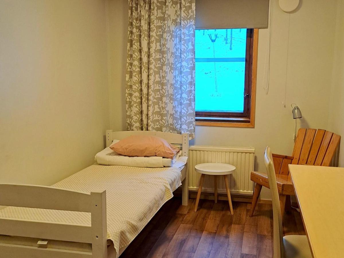 Kuerkievari Kuerhostel Akaslompolo Luaran gambar