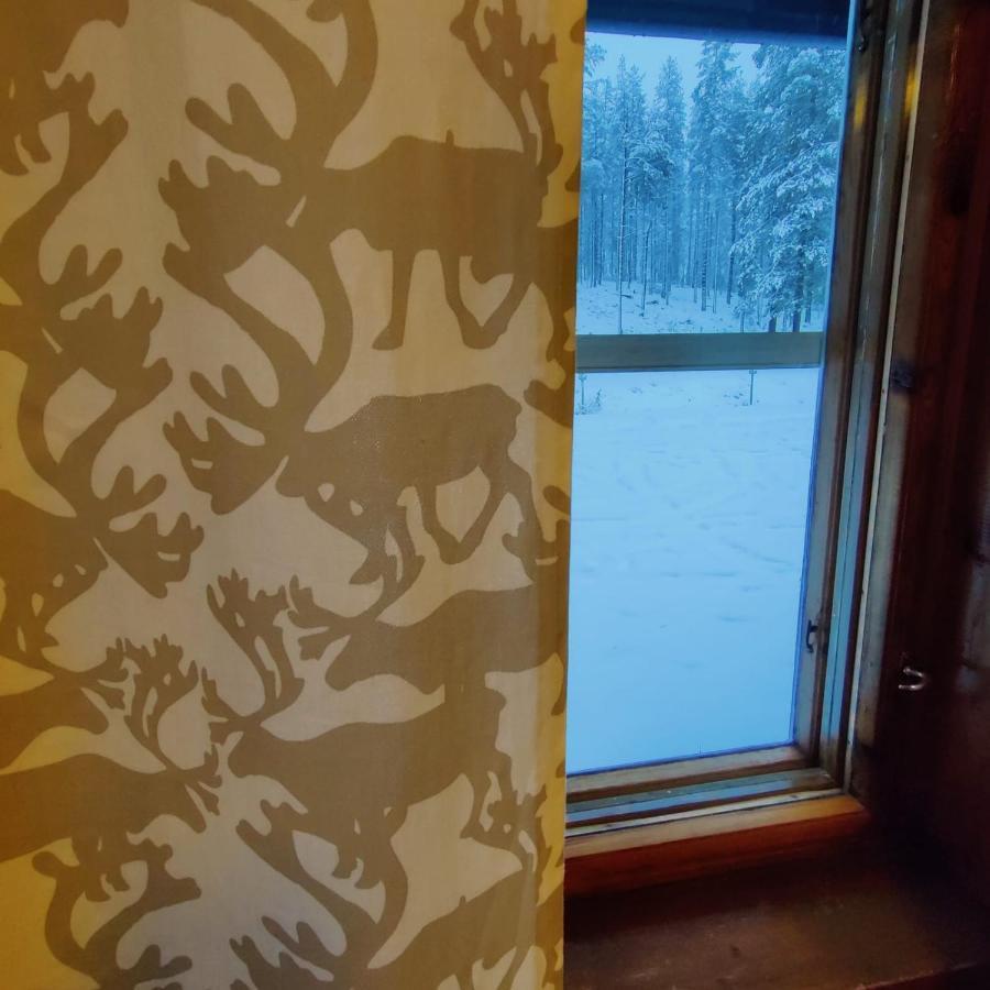 Kuerkievari Kuerhostel Akaslompolo Luaran gambar