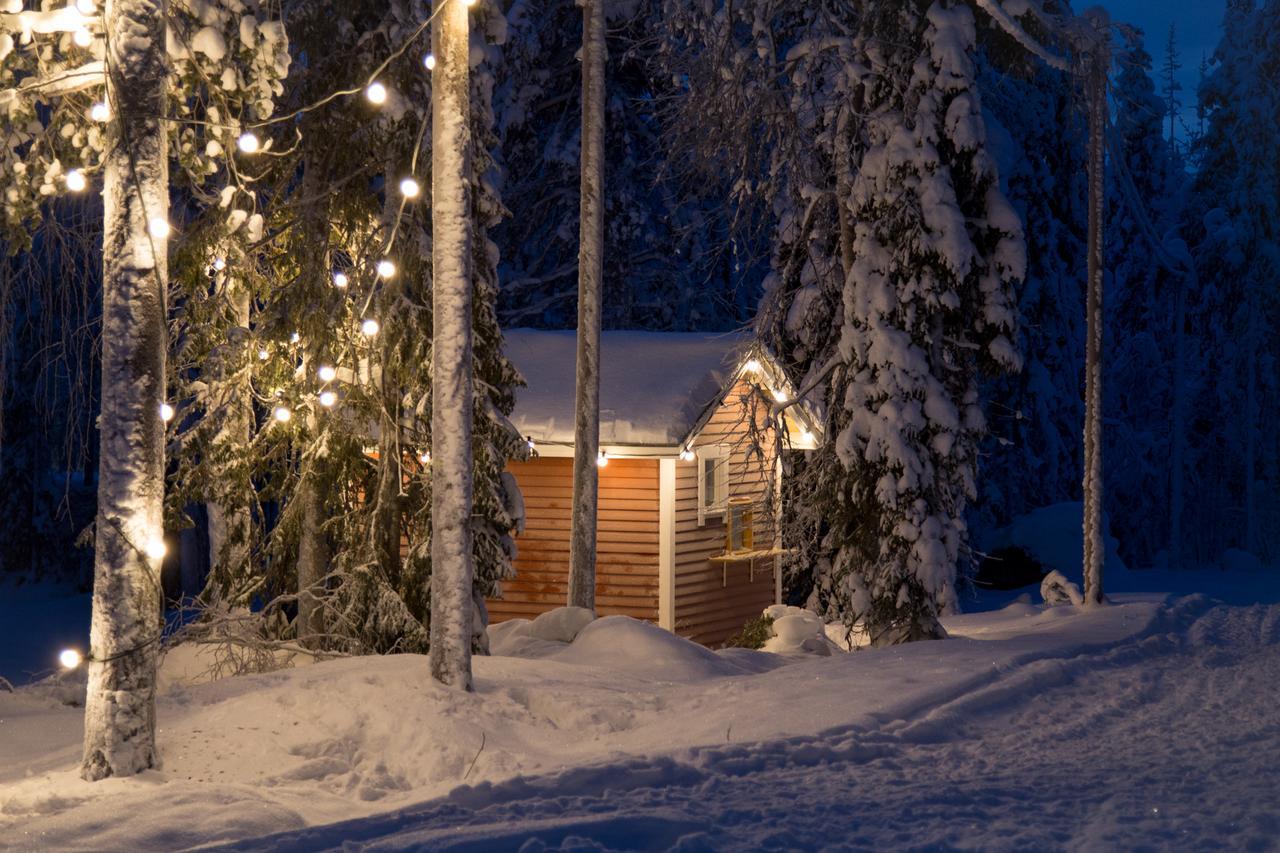 Kuerkievari Kuerhostel Akaslompolo Luaran gambar