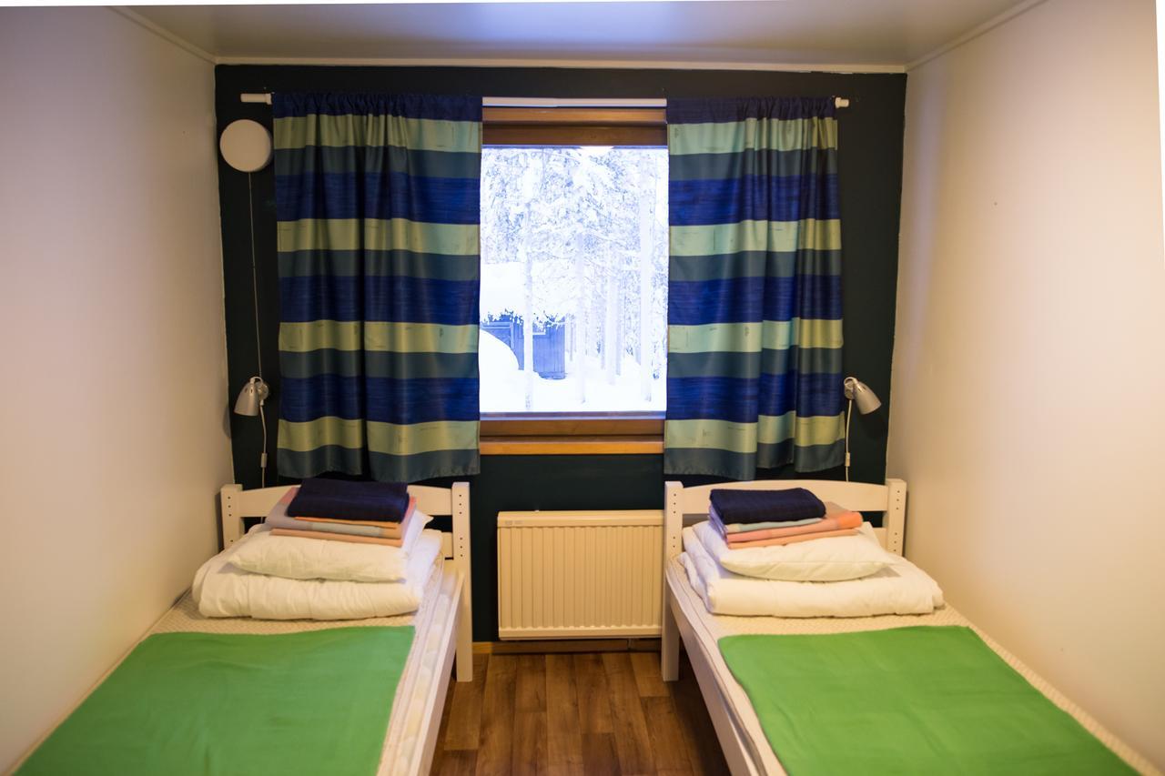 Kuerkievari Kuerhostel Akaslompolo Luaran gambar
