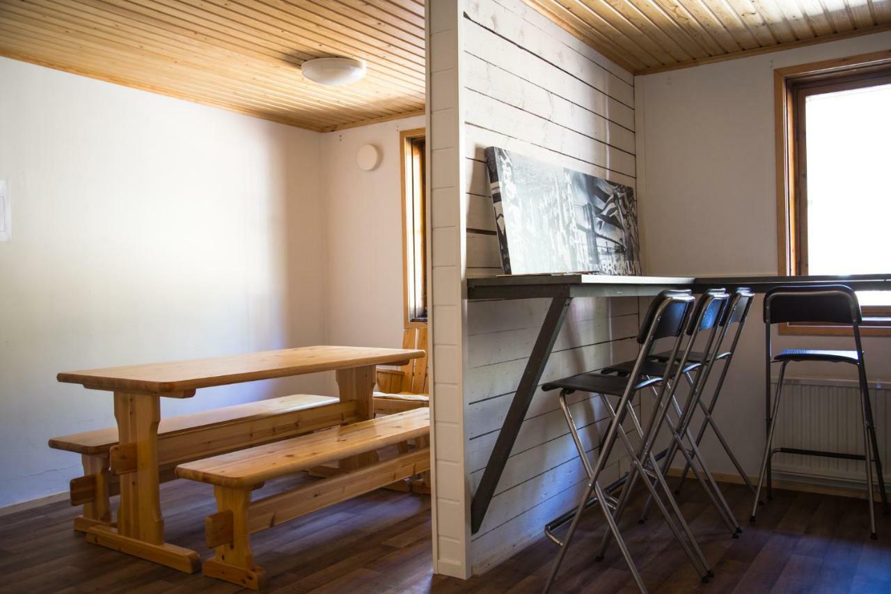 Kuerkievari Kuerhostel Akaslompolo Luaran gambar