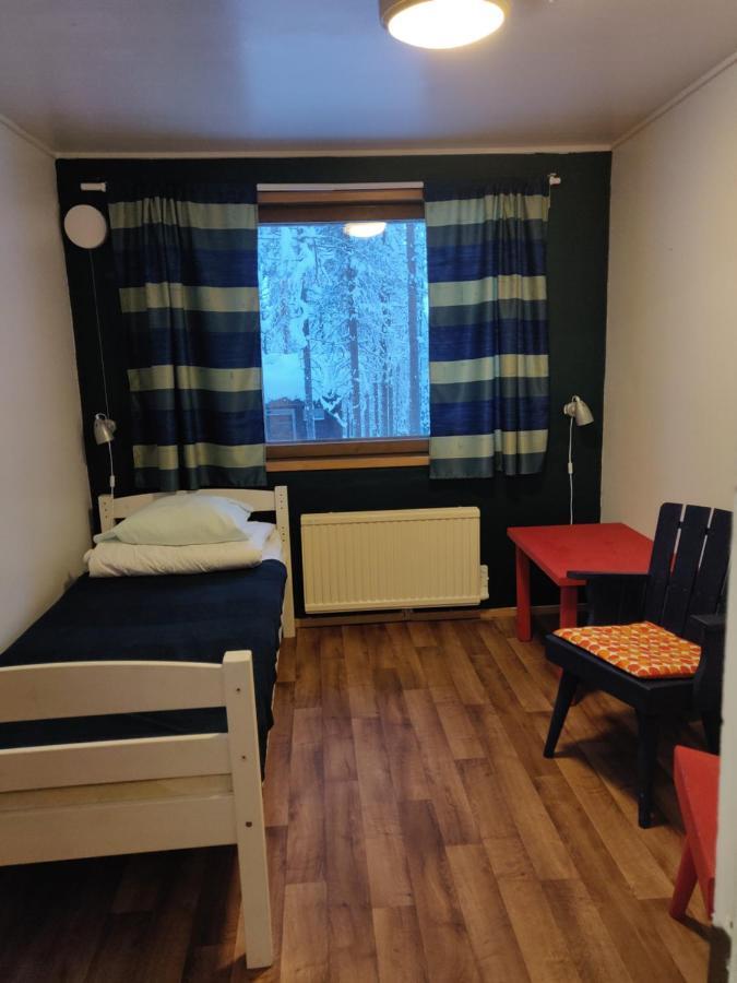 Kuerkievari Kuerhostel Akaslompolo Luaran gambar